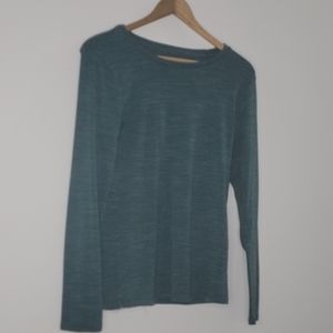 Merona Women's Green Long Sleeve T-Shirt